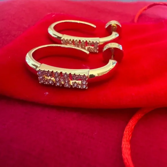 New Carolina Herrera Earrings - Picture 6 of 6